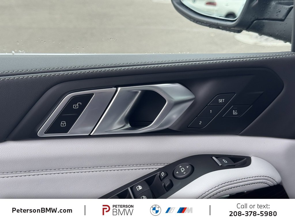 New 2026 BMW X5 xDrive50e image 27