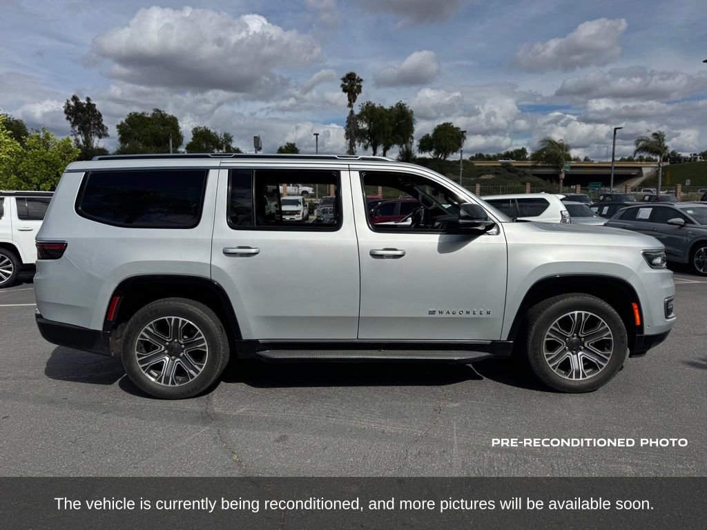 Used 2023 Jeep Wagoneer Series II AWD/4WD image 7