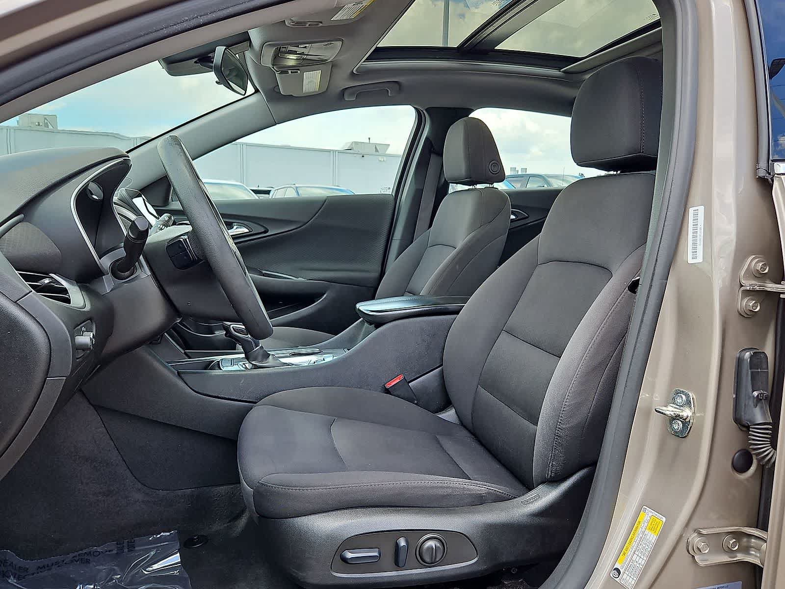 Used 2023 Chevrolet Malibu LT w/ Driver Confidence Package FWD image 25