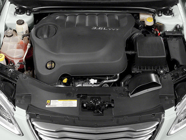 Used 2014 Chrysler 200 Limited FWD image 16