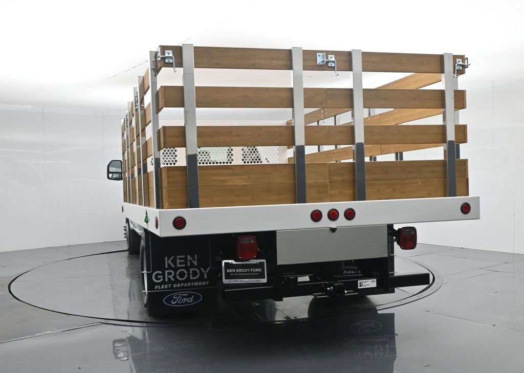 New 2026 Ford F350 XL w/ XL Chrome Package RWD image 47