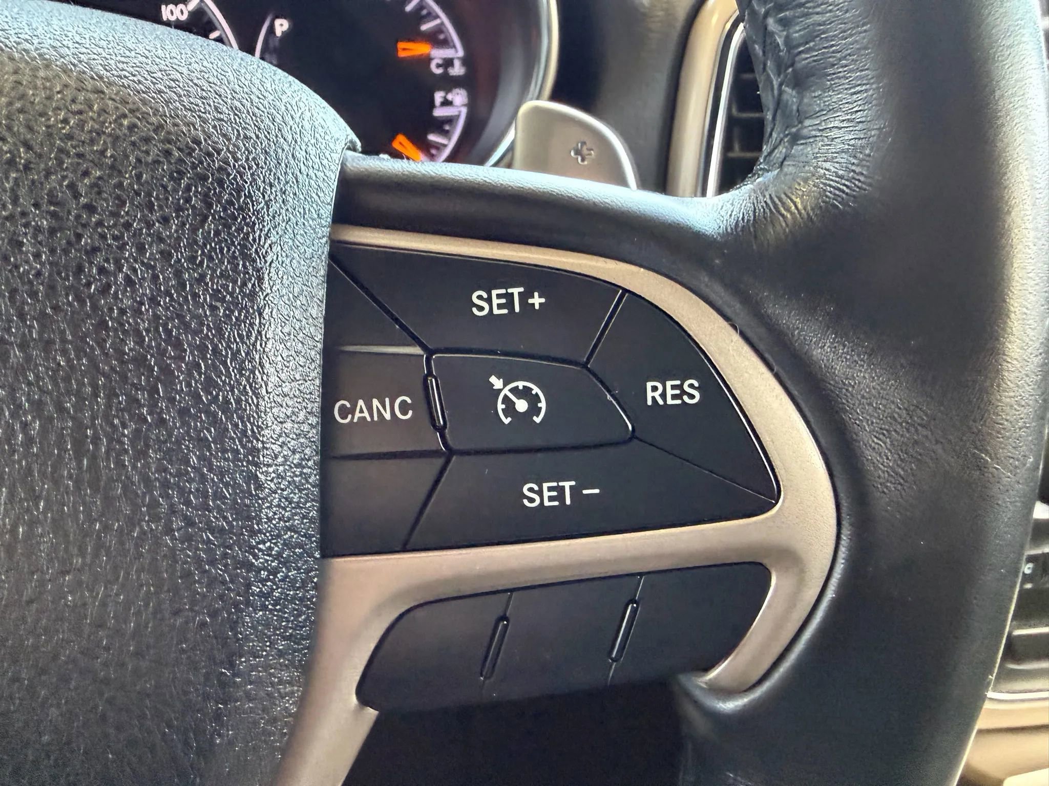 Used 2015 Jeep Grand Cherokee Laredo w/ Quick Order Package 23E image 14