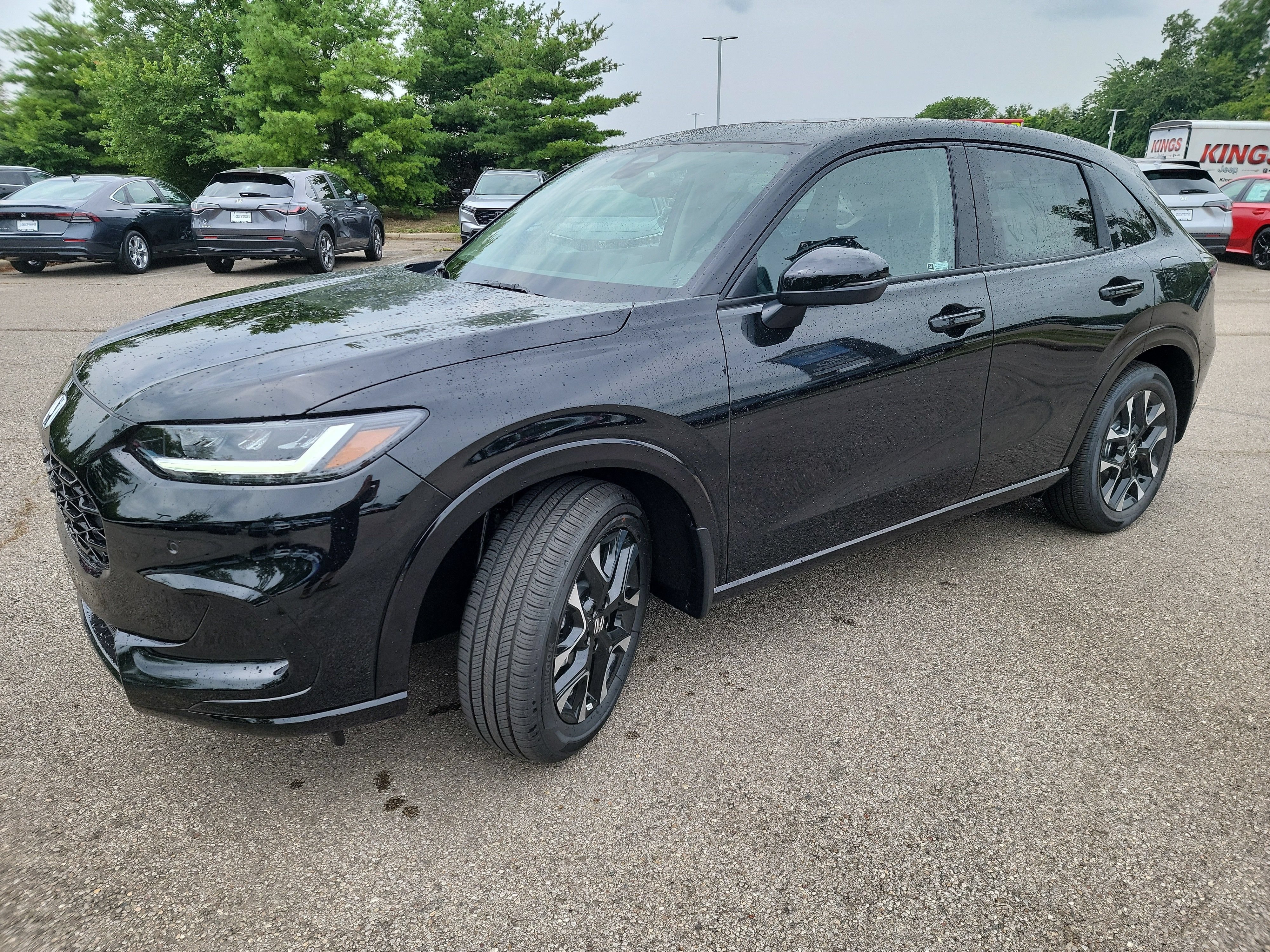 New 2027 Honda HR-V EX-L image 3