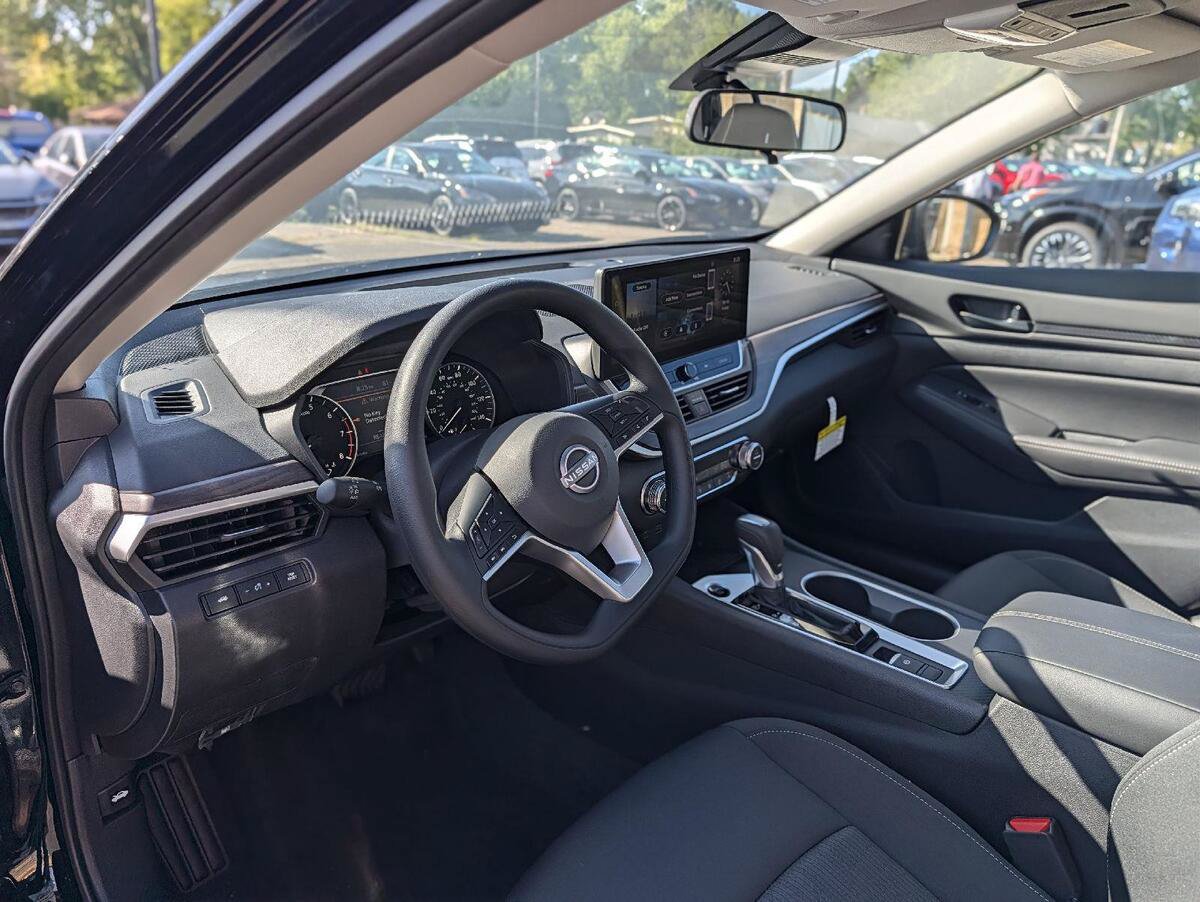 New 2026 Nissan Altima 2.5 SV AWD/4WD image 18