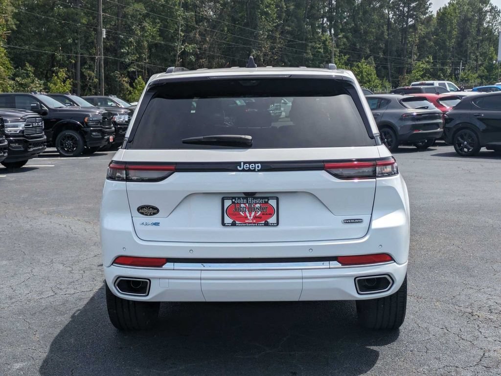 New 2024 Jeep Grand Cherokee Overland w/ Advanced Protech Group III AWD/4WD image 4