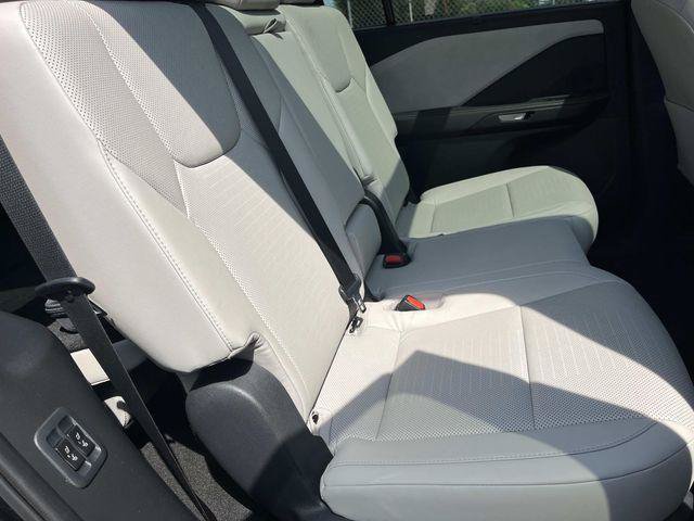 Certified 2025 Lexus TX 350 AWD w/ Technology Package image 25