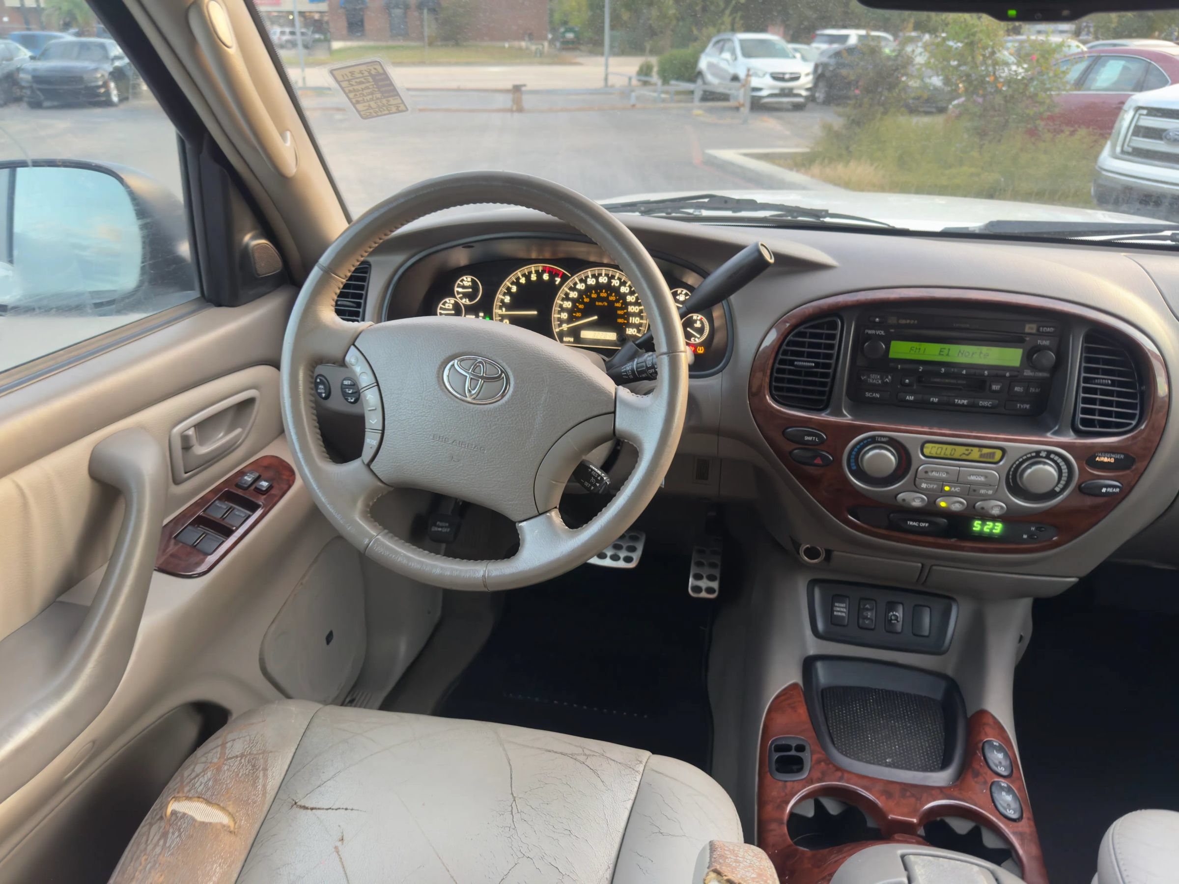 Used 2007 Toyota Sequoia Limited w/ Luxury Pkg RWD image 14