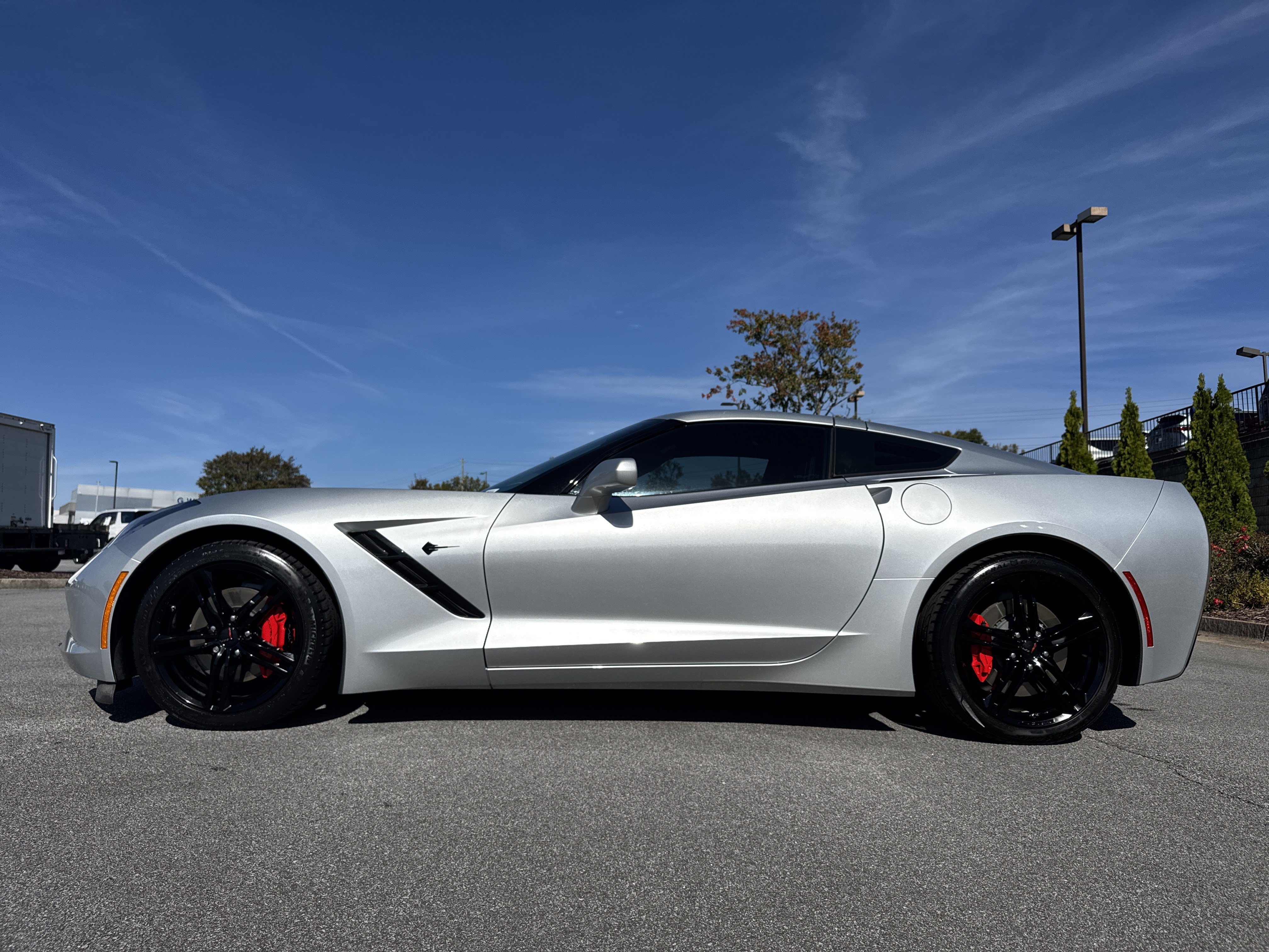 Used 2016 Chevrolet Corvette Stingray Coupe w/ Carbon Flash Badge Package RWD image 7