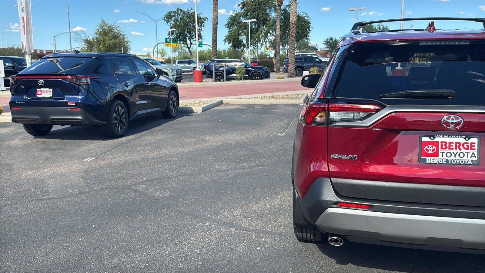 Used 2025 Toyota RAV4 Limited w/ Advanced Technology Package FWD image 8