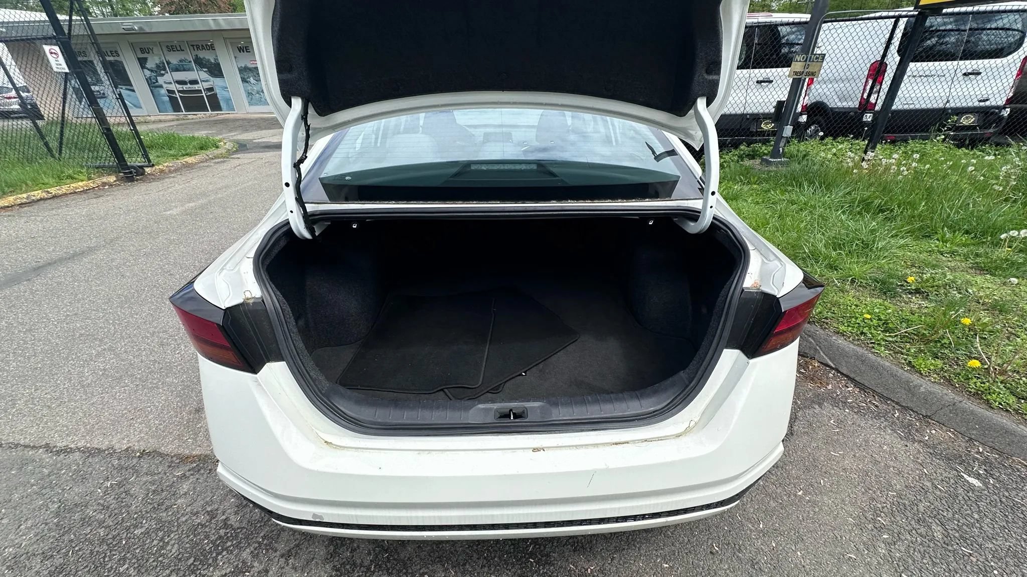 Used 2021 Nissan Altima 2.5 S FWD image 9