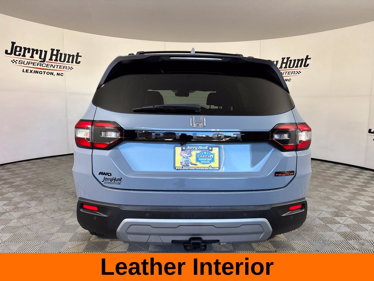 Used 2023 Honda Pilot TrailSport image 6