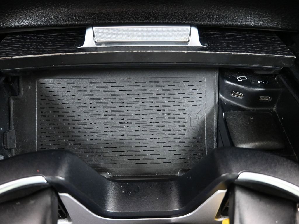 Used 2021 Mercedes-Benz GLS 580 4MATIC image 24