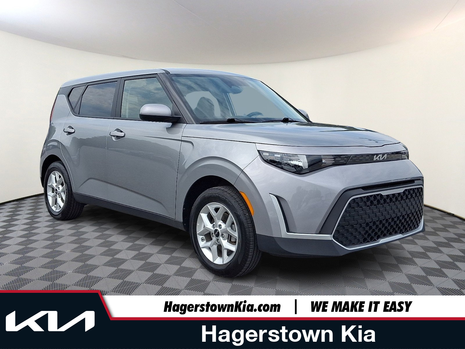 Certified 2025 Kia Soul LX w/ LX Technology Package FWD video 1