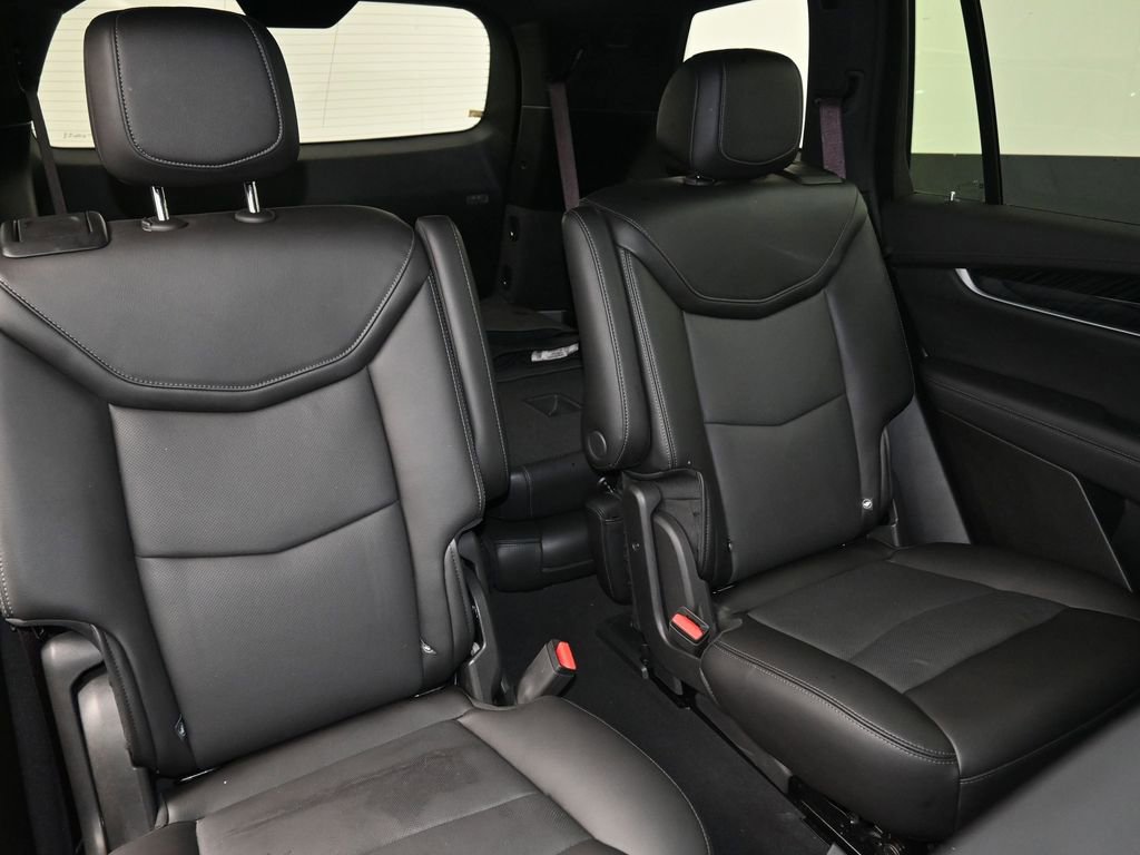 Used 2024 Cadillac XT6 Premium Luxury image 16