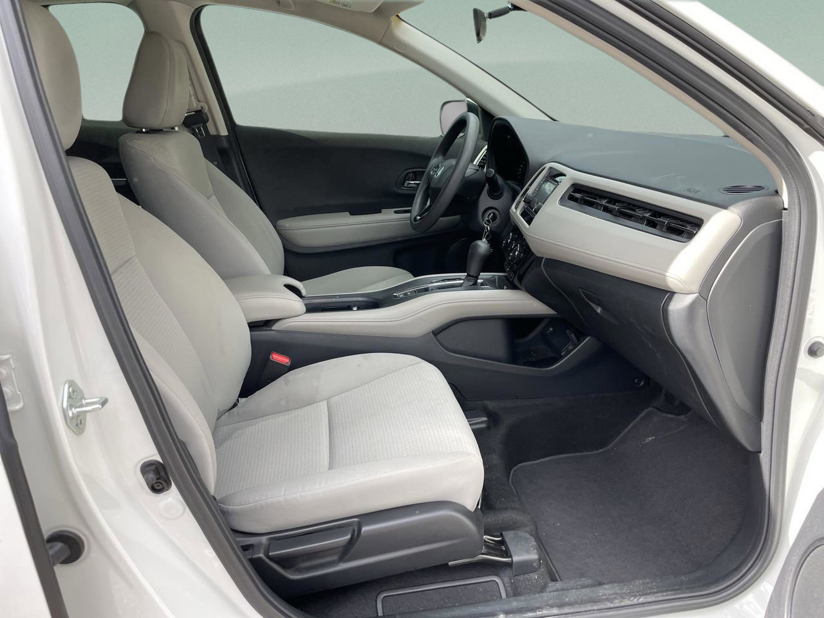 Used 2022 Honda HR-V LX image 18