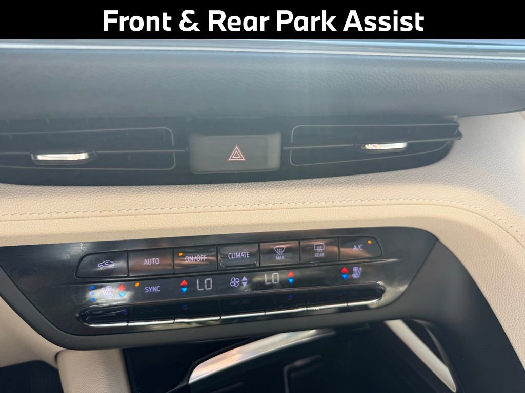 Used 2022 Buick Envision Avenir w/ Technology Package II image 18