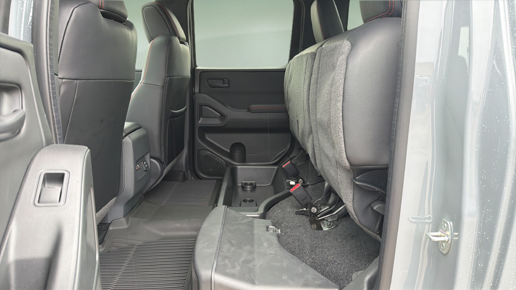 New 2027 Nissan Frontier PRO-4X AWD/4WD image 13