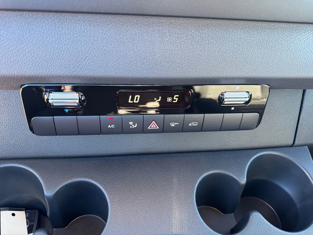 New 2025 Mercedes-Benz Sprinter 2500 image 24