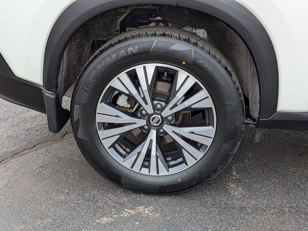 Used 2021 Nissan Rogue SV image 22