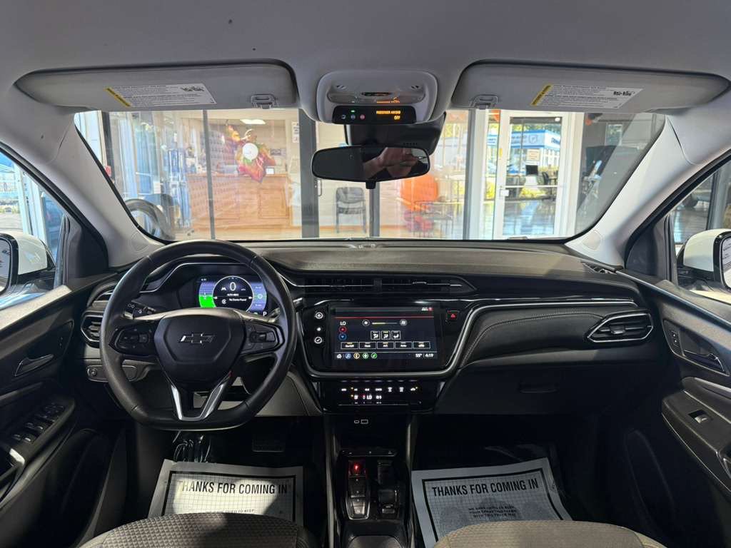 Used 2023 Chevrolet Bolt EUV LT FWD image 24