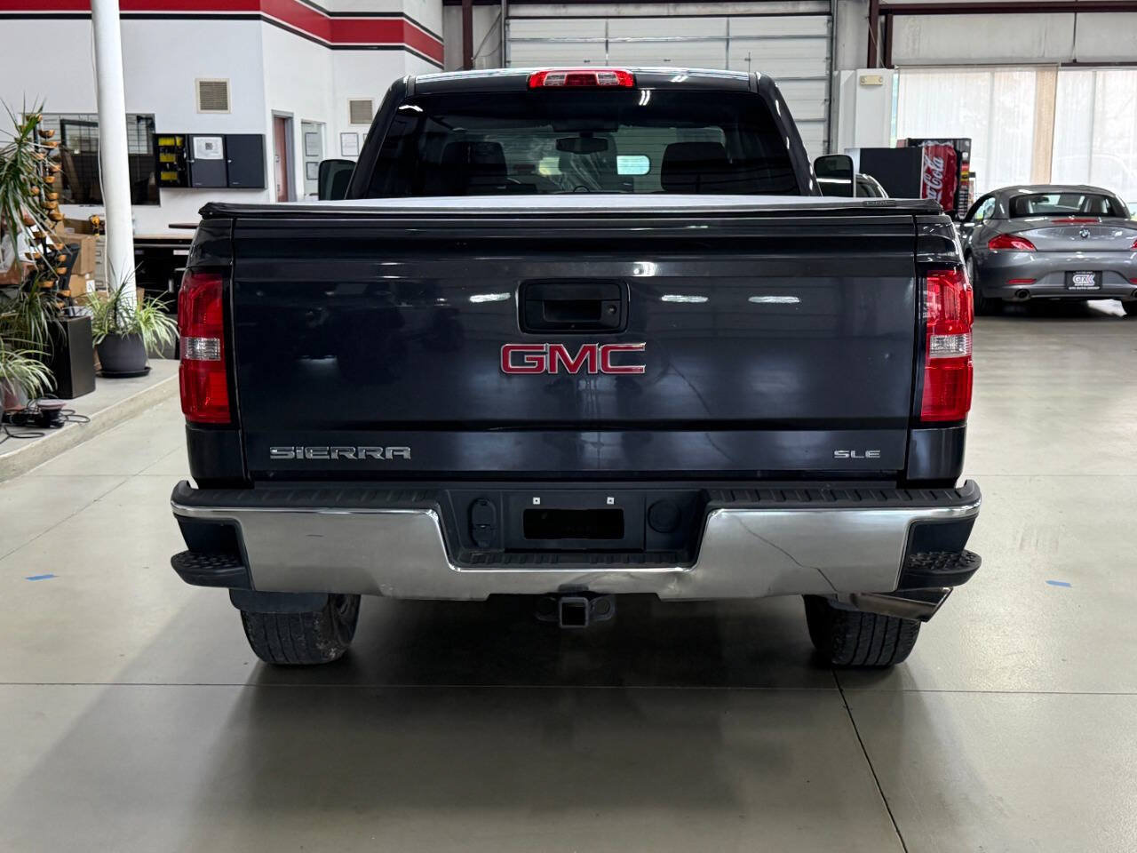 Used 2016 GMC Sierra 1500 SLE w/ SLE Value Package AWD/4WD image 3