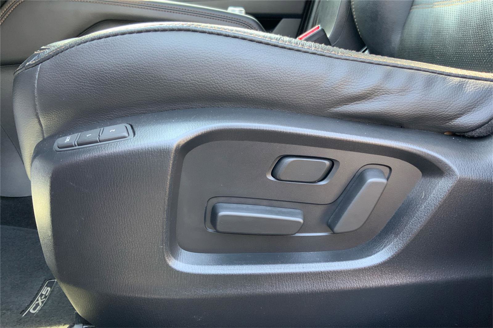 Used 2019 MAZDA CX-5 Grand Touring w/ GT Premium Package image 17