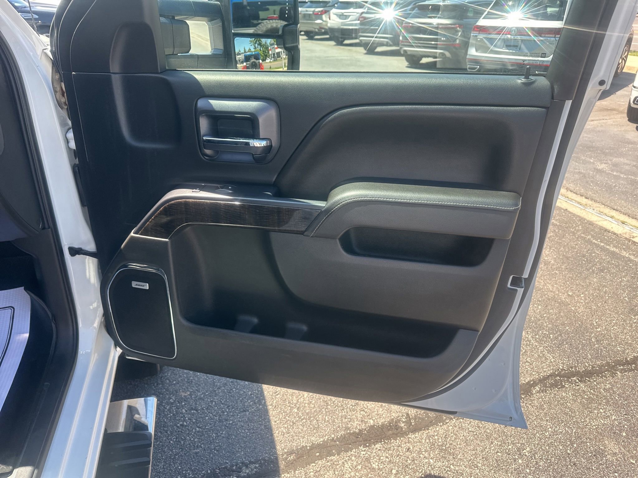 Used 2015 GMC Sierra 3500 Denali w/ Duramax Plus Package AWD/4WD image 14
