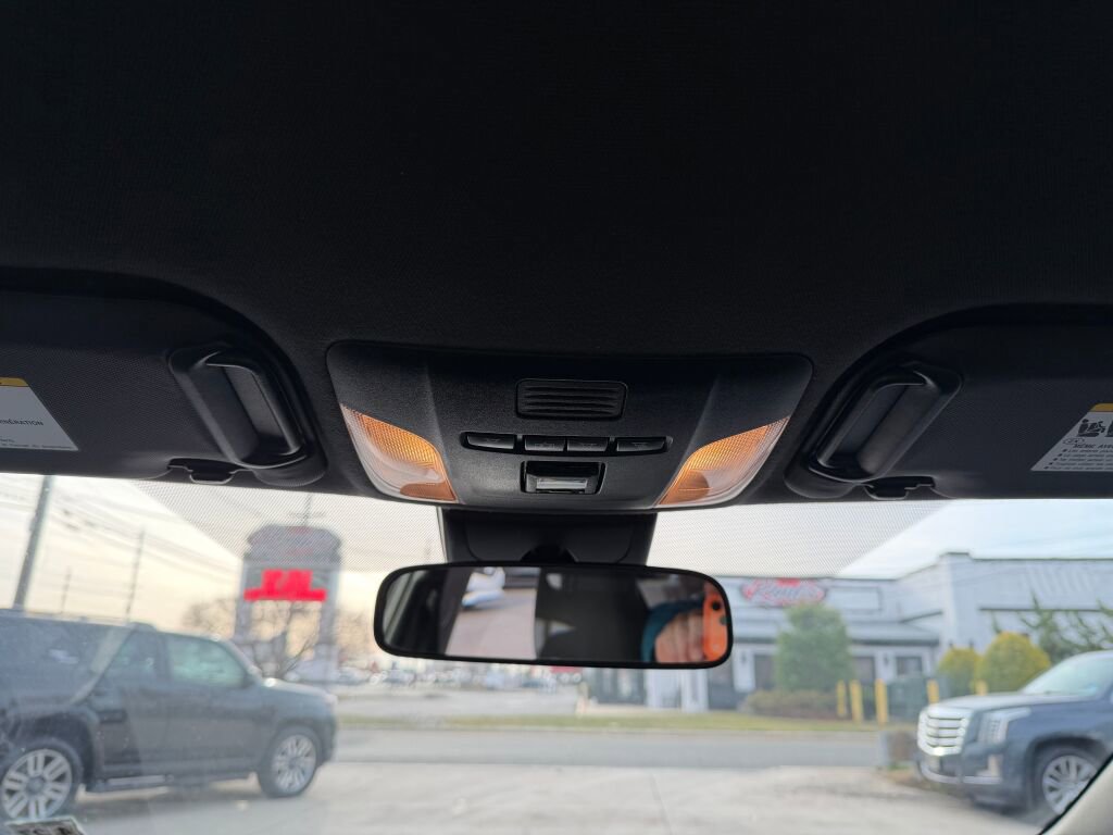 Used 2022 Toyota Corolla SE image 19