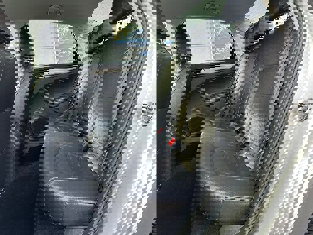 Used 2014 Volkswagen Passat 1.8T Wolfsburg Edition image 21