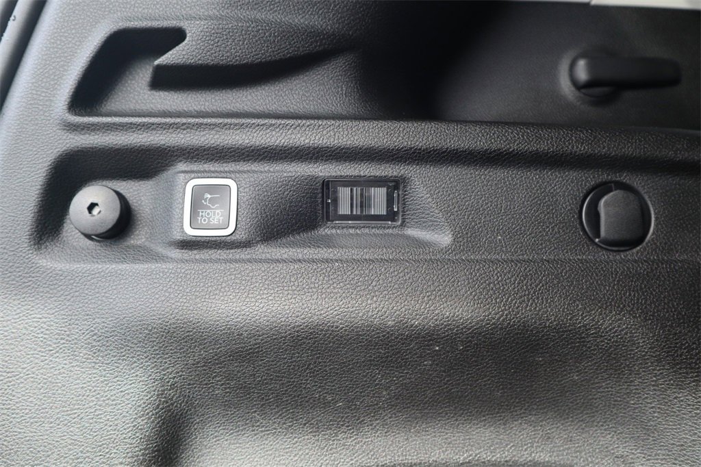 Used 2022 Jeep Grand Cherokee L Limited image 42