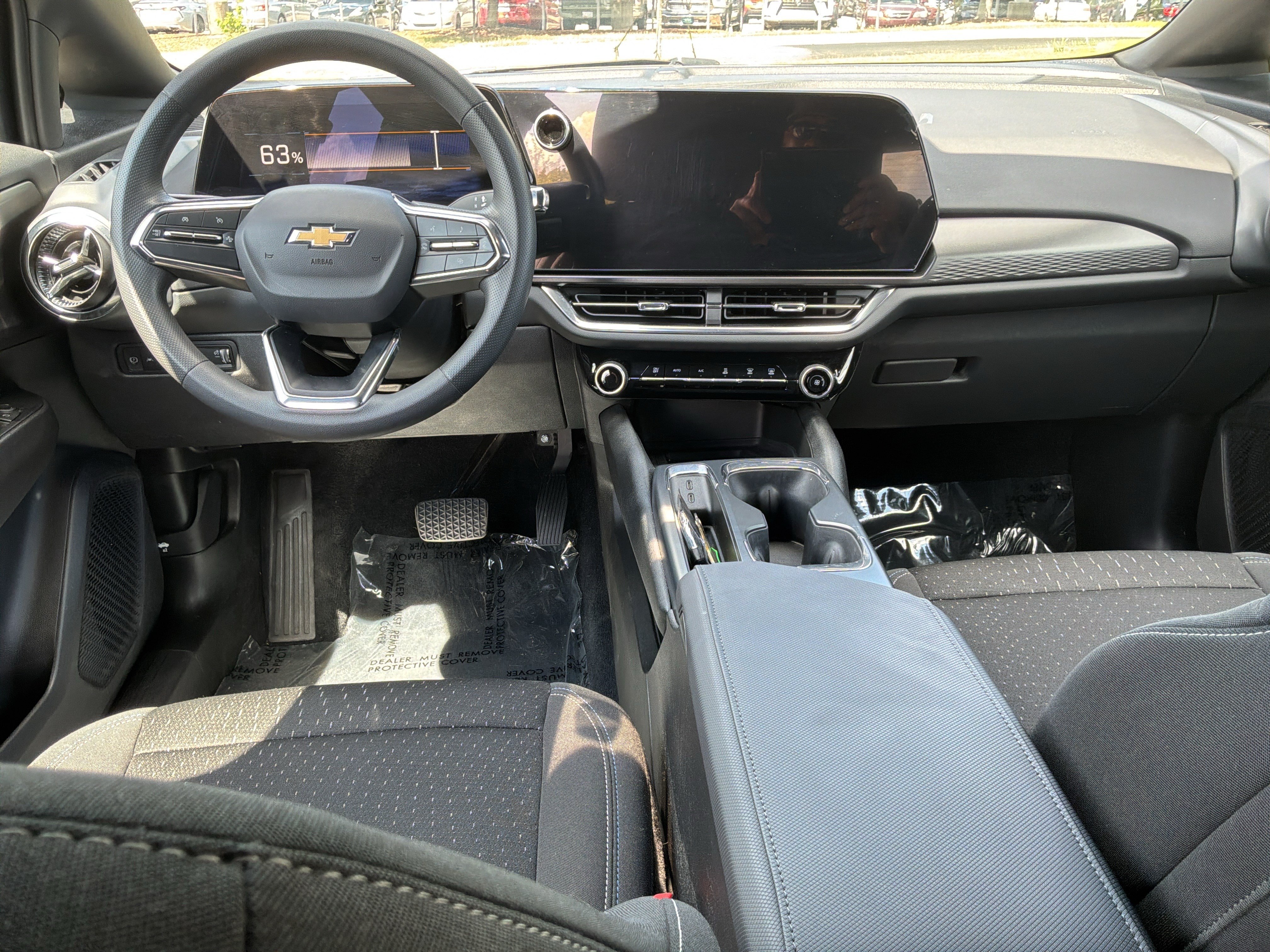 Used 2025 Chevrolet Equinox EV LT FWD image 28