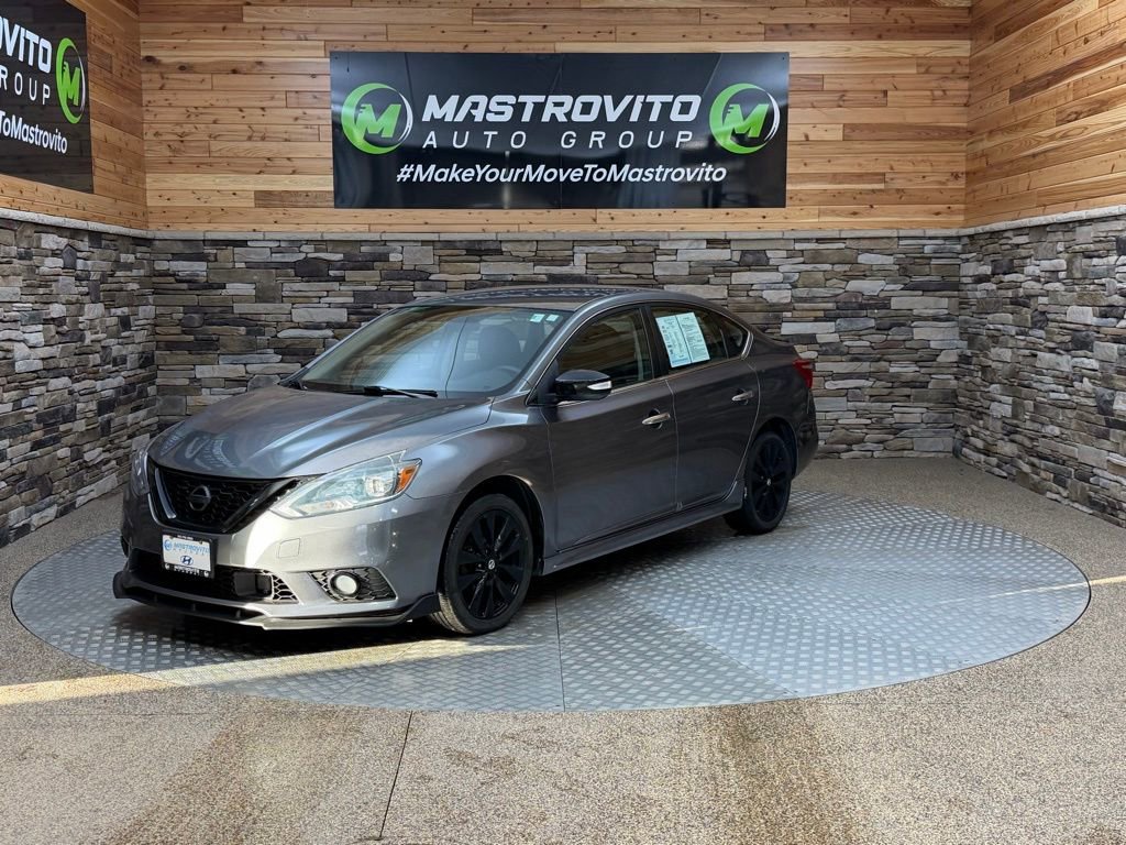 Used 2018 Nissan Sentra SR w/ SR Midnight Edition Package image 4