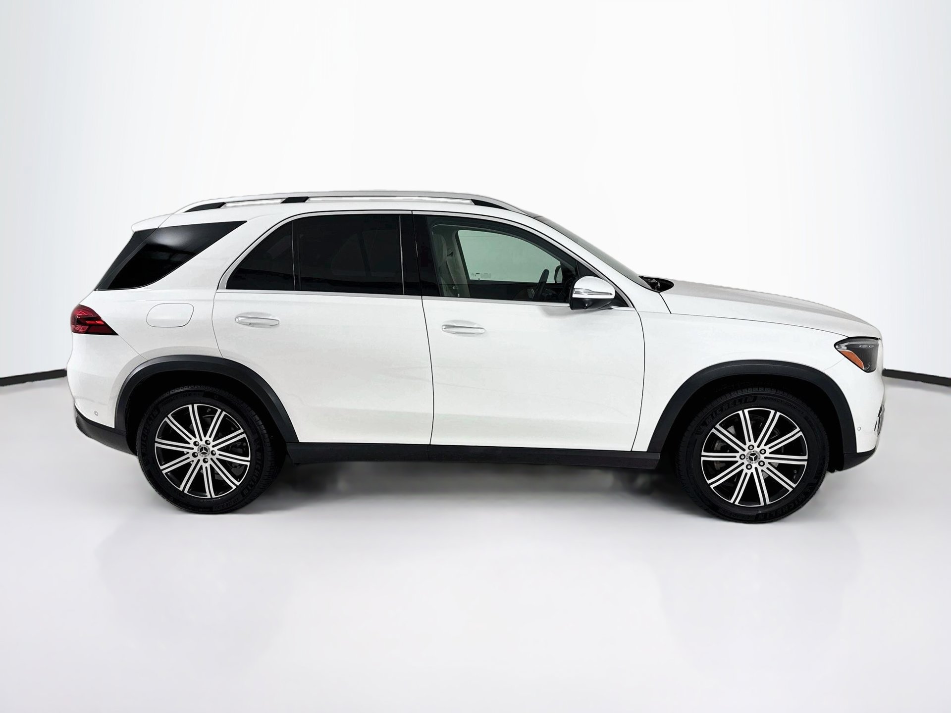 Certified 2026 Mercedes-Benz GLE 350 4MATIC image 9