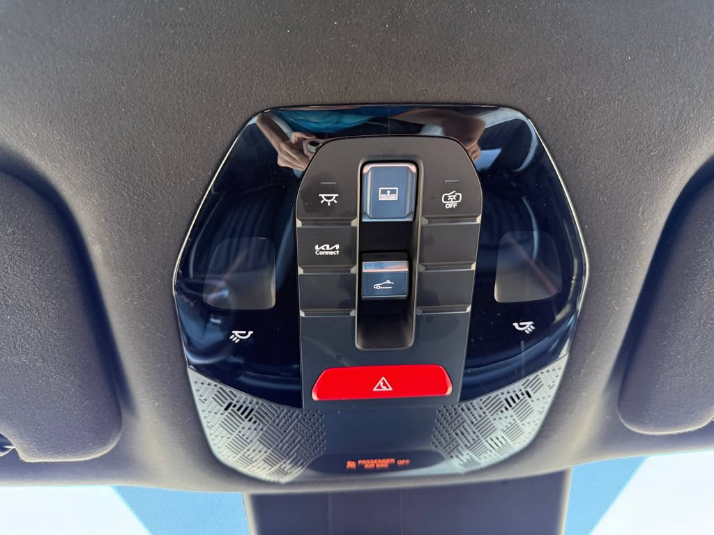 Certified 2024 Kia EV9 GT-Line AWD/4WD image 26