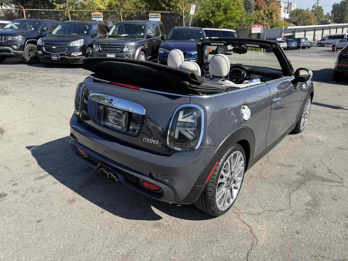 Used 2017 MINI Cooper S image 5