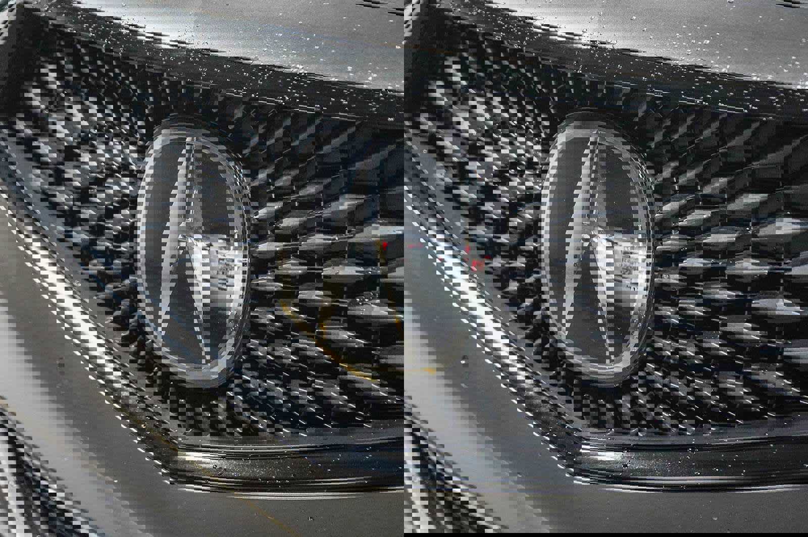 Used 2023 Acura MDX A-Spec image 9