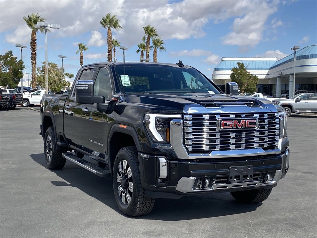 New 2025 GMC Sierra 2500 Denali image 3