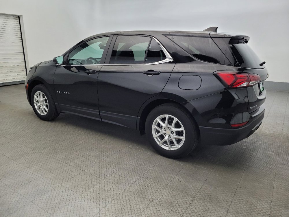 Used 2023 Chevrolet Equinox LT image 3