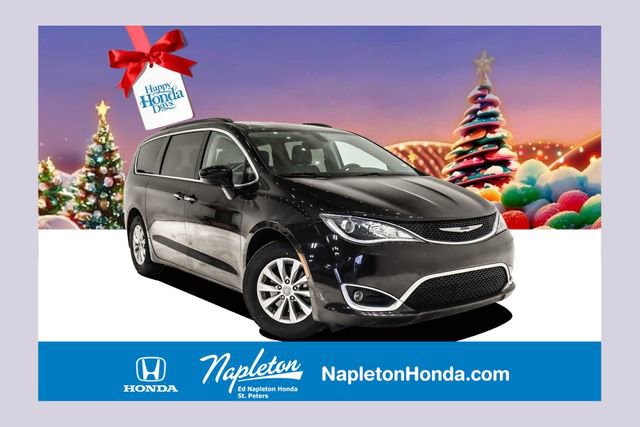 Used 2018 Chrysler Pacifica Touring Plus image 1