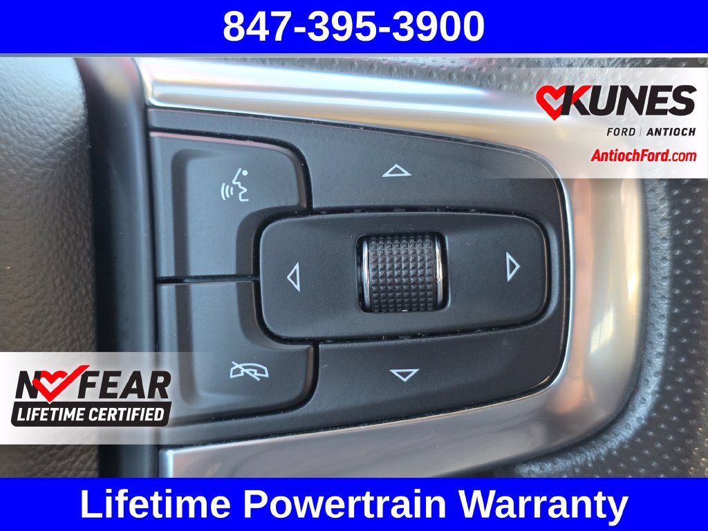 Used 2025 Chevrolet Blazer LT AWD/4WD image 42