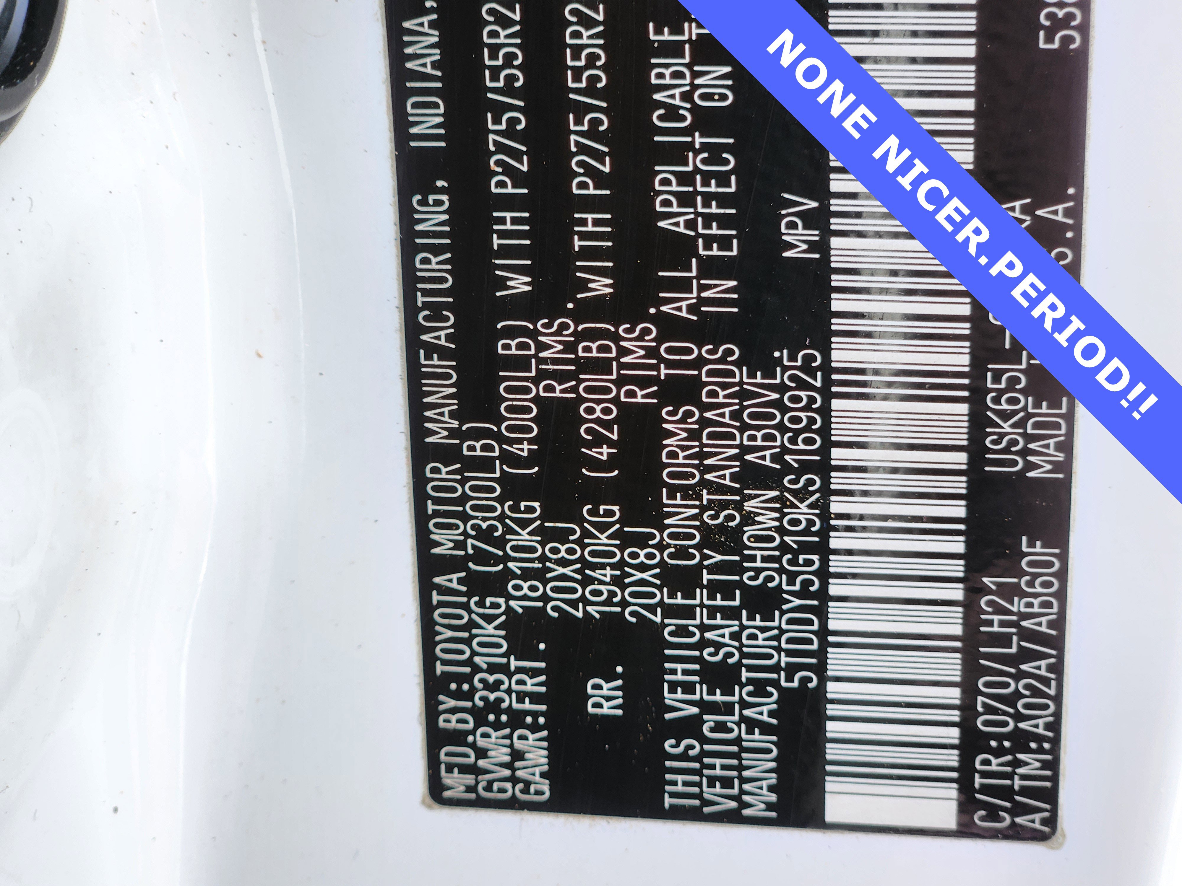 Used 2019 Toyota Sequoia Platinum image 28