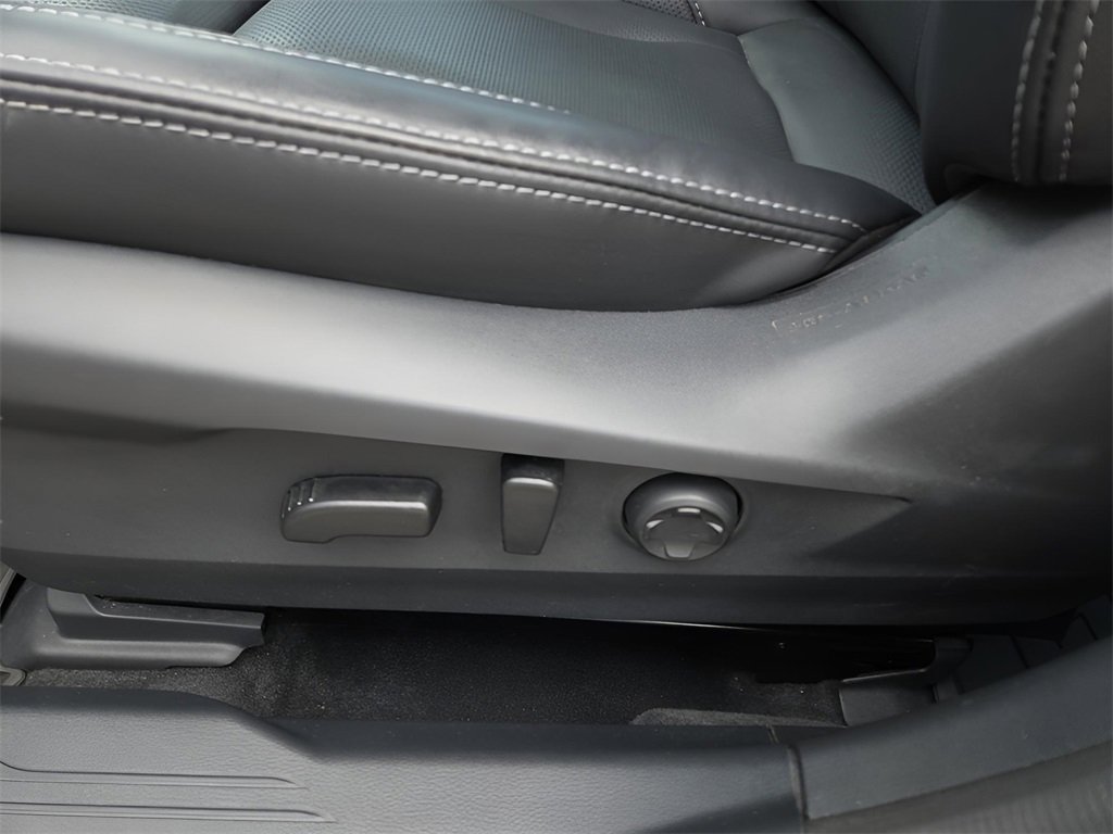 Used 2025 Subaru Legacy Touring XT w/ Popular Package #2 image 17