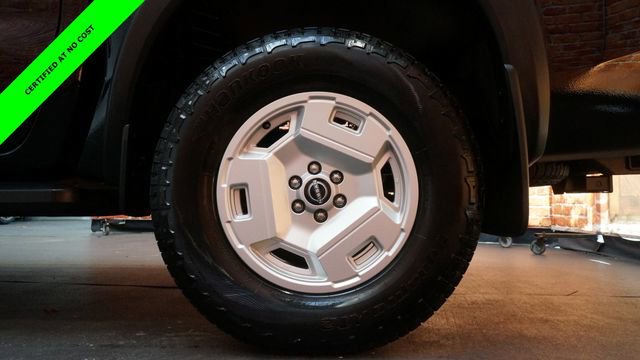 Certified 2024 Nissan Frontier SV w/ Hardbody Edition image 79