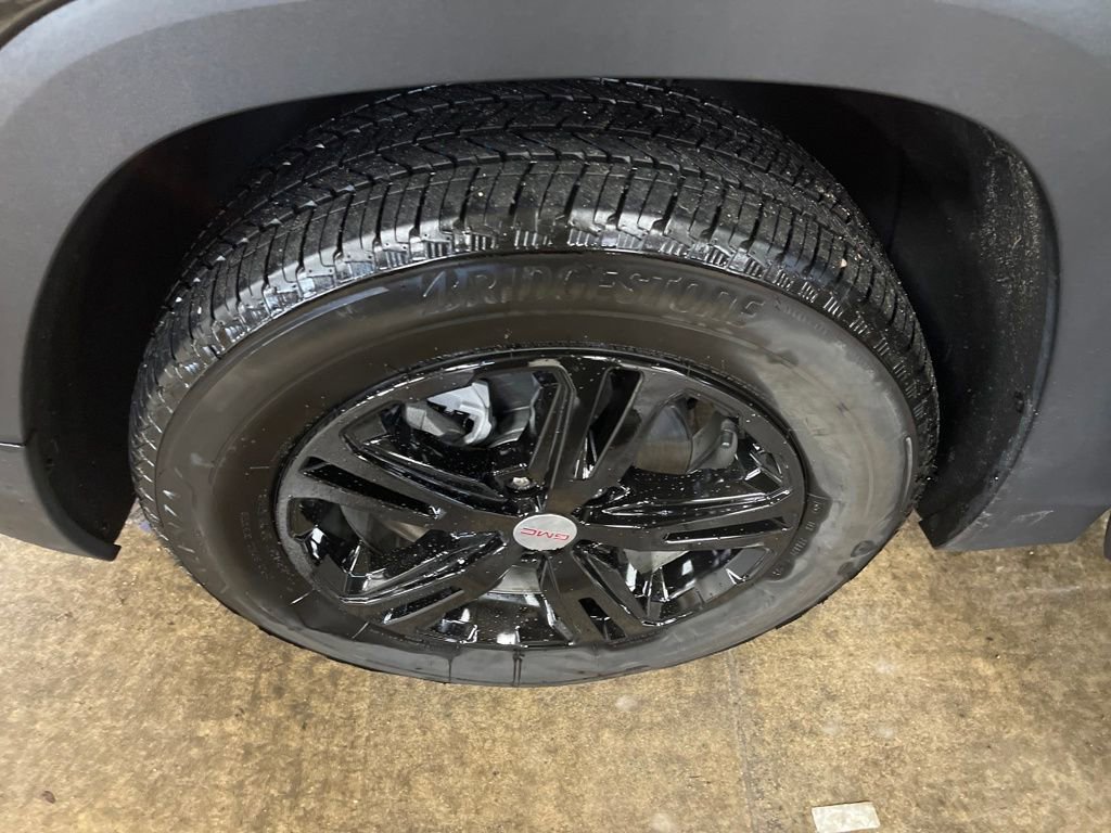 Certified 2024 GMC Terrain SLE w/ Driver Convenience Package image 26