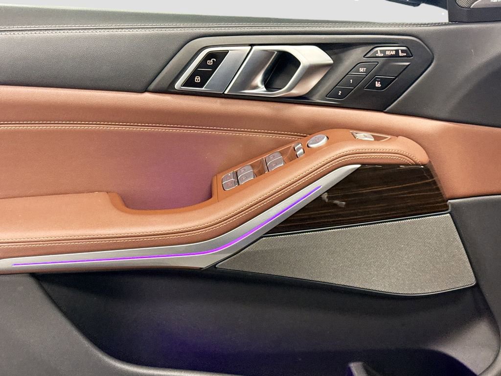 Certified 2024 BMW X7 xDrive40i w/ Premium Package image 22