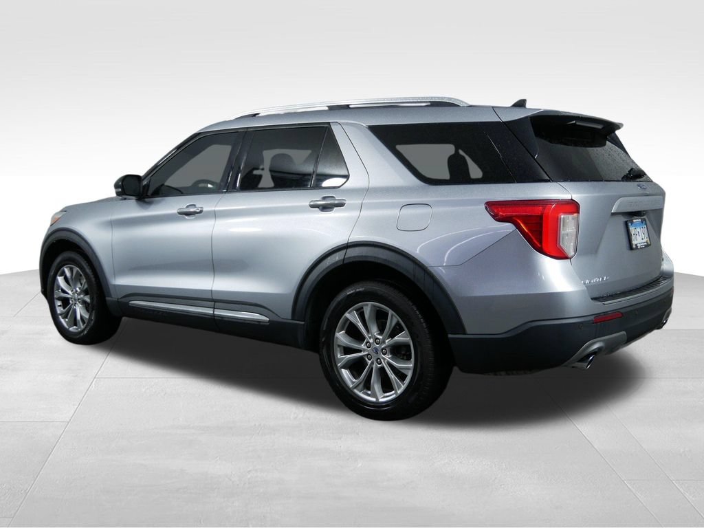 Used 2021 Ford Explorer Limited w/ Equipment Group 301A AWD/4WD image 8