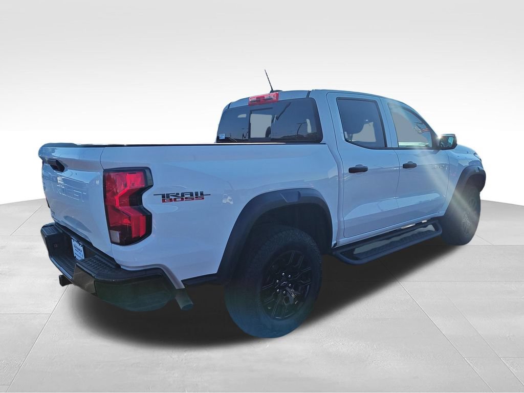 Used 2024 Chevrolet Colorado Trail Boss w/ Advanced Trailering Package AWD/4WD image 6