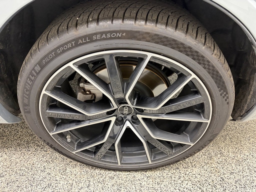 Used 2023 Audi Q7 3.0T Prestige w/ Prestige Package image 12