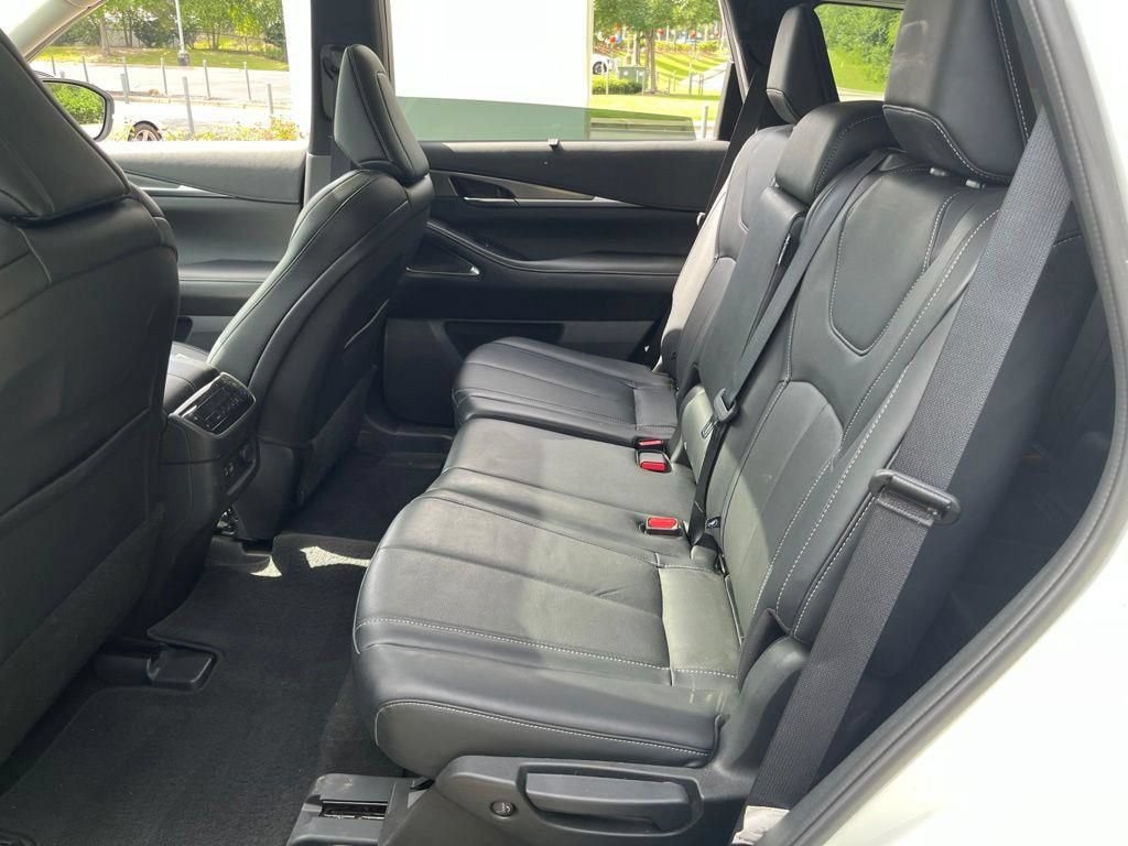 Used 2023 INFINITI QX60 Luxe w/ Performance Audio Package AWD/4WD image 26