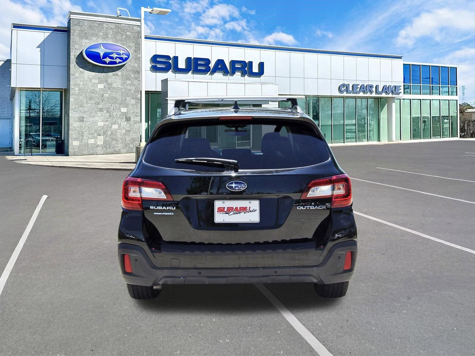 Used 2018 Subaru Outback 2.5i Touring image 5